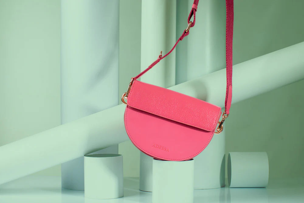 Berlin Crossbody Bag - Light Cherry