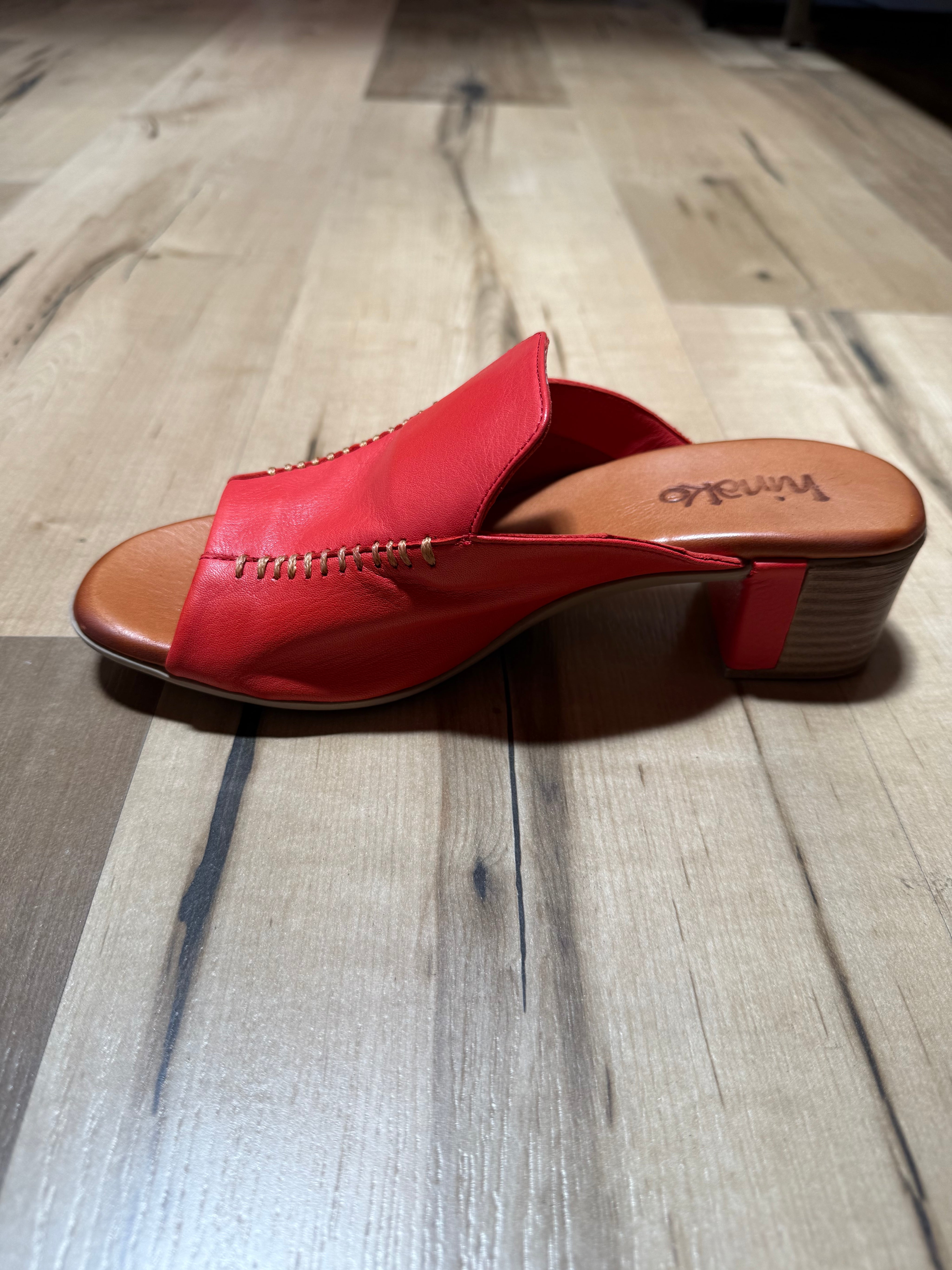 Dobby Shoes - Red