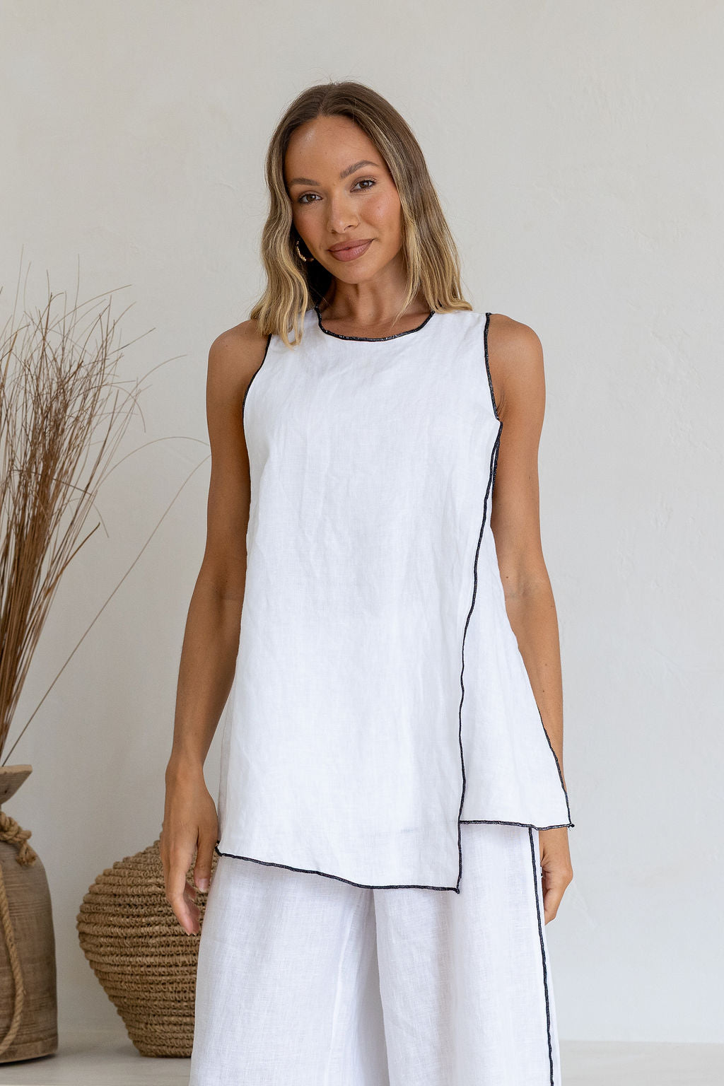 Ventilata Linen Top - White