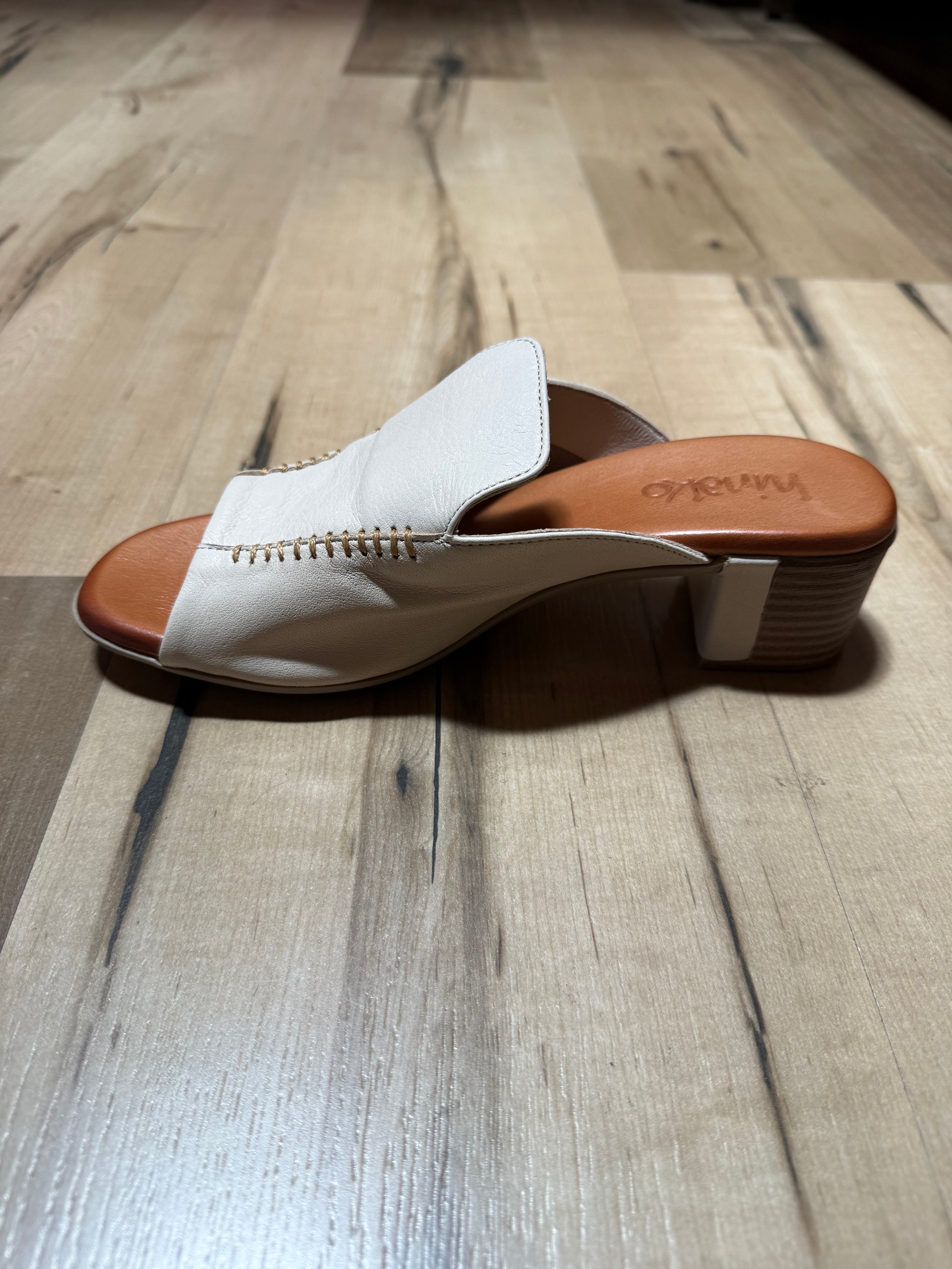Dobby Shoes - Off White