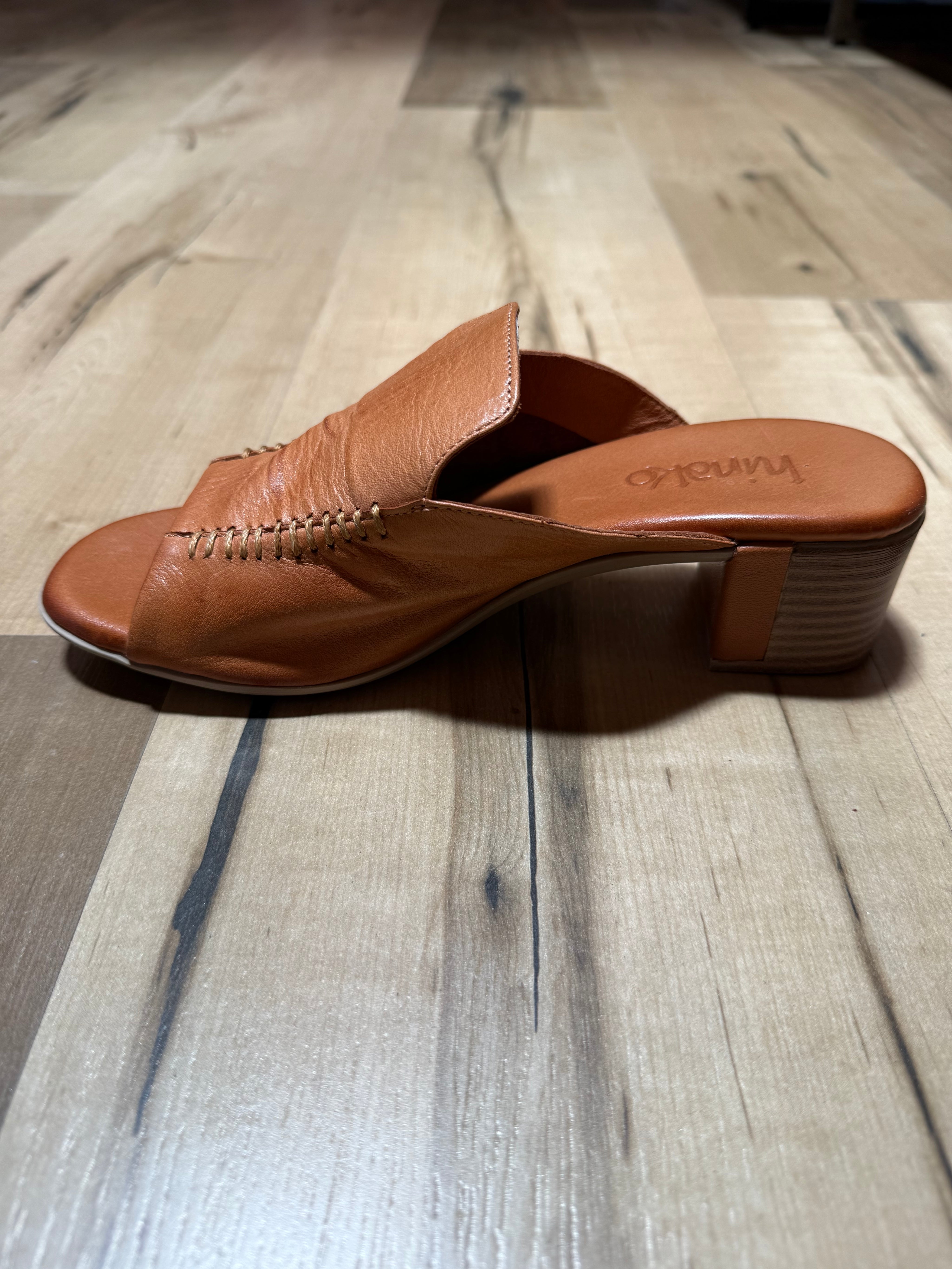 Dobby Shoes - Coconut