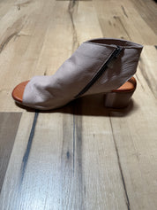Dromana Shoes - Silver Grey