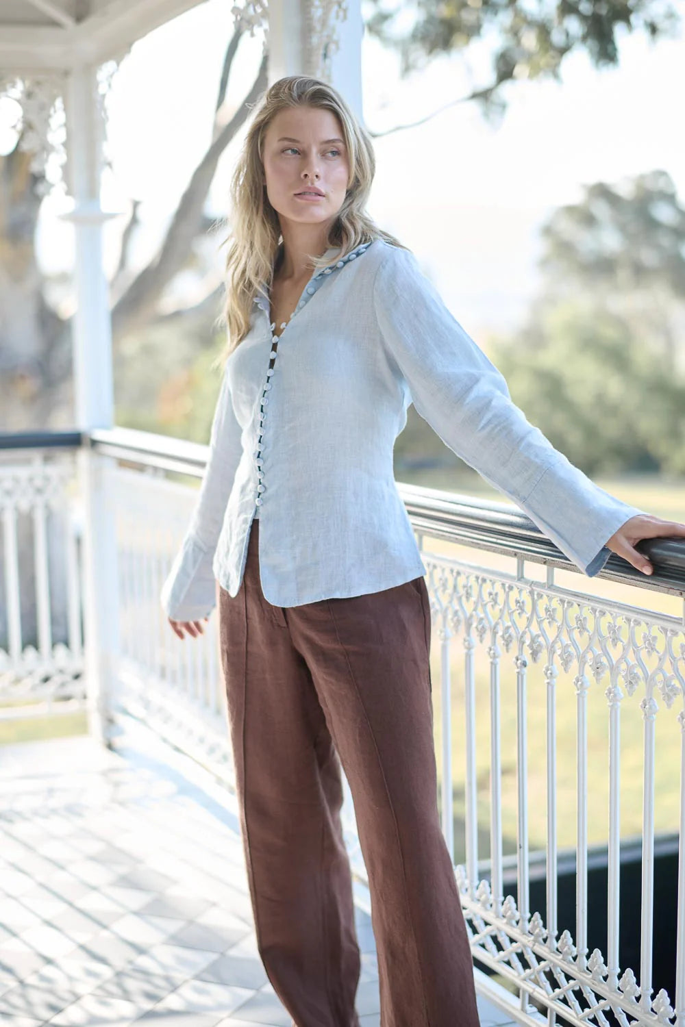 Alexa Linen Blouse - Soft Blue