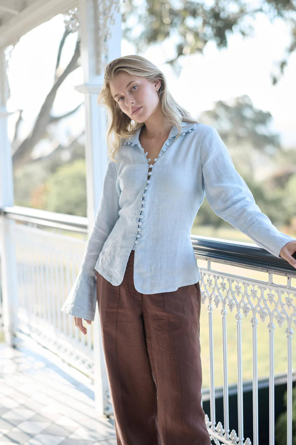 Alexa Linen Blouse - Soft Blue