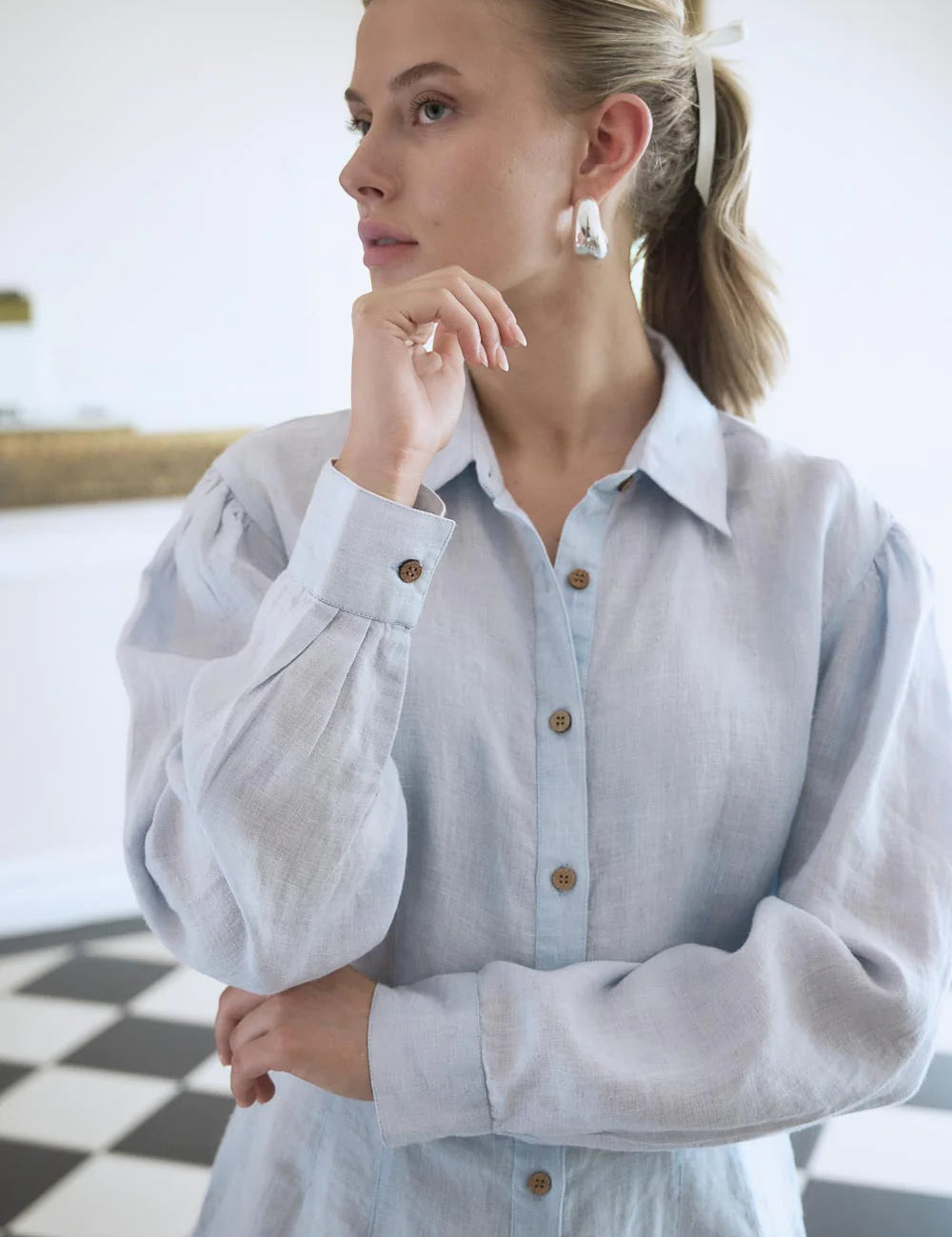 Eadie_Lifestyle_W24_Copenhagen_Blouse_Blue_ECS_23_10_766_jpg.webp