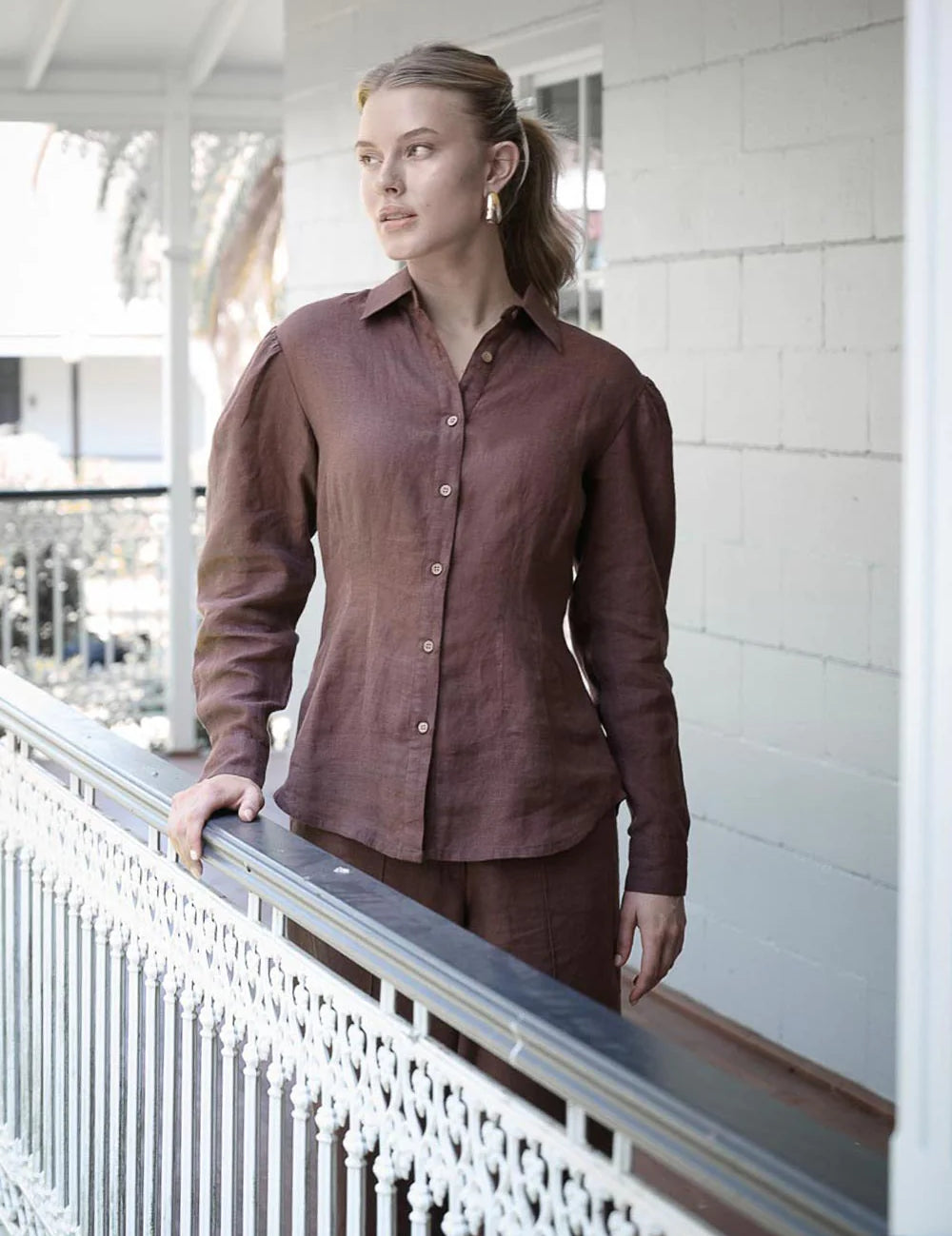 Eadie_Lifestyle_W24_Copenhagen_Blouse_Chocolate_Tailored_Pant_Chocolate_1000x1500_ECS_23_10_194_jpg.webp