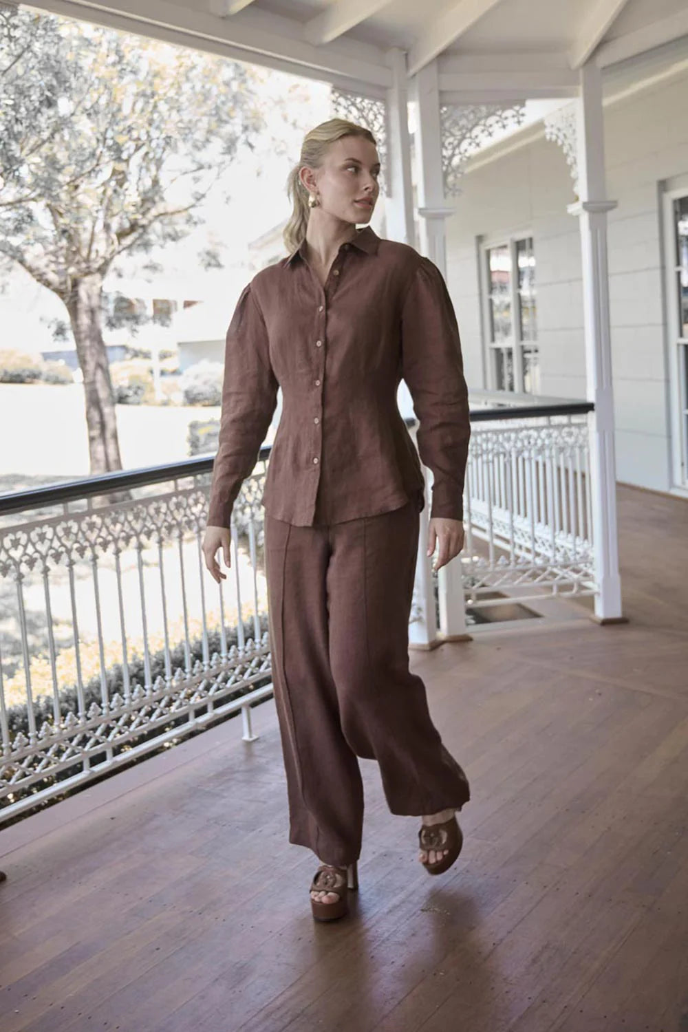 Copenhagen Linen Blouse - Chocolate