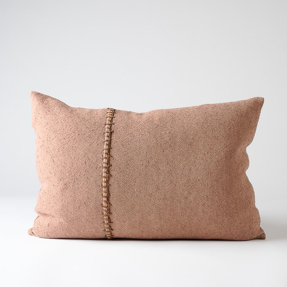 Eadie_Lifestyle_W24_SE26_Astrid_Cushion_Clay_075_web-2_e532d867-d3d7-4b9e-b663-47abef5444a0.jpg