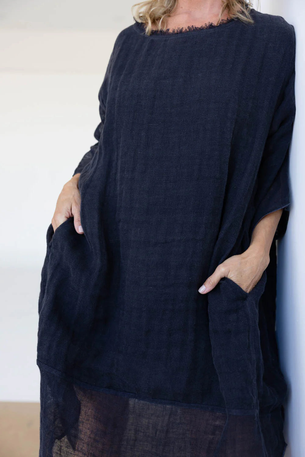 Luxe Malle Linen Dress - Midnight Blue