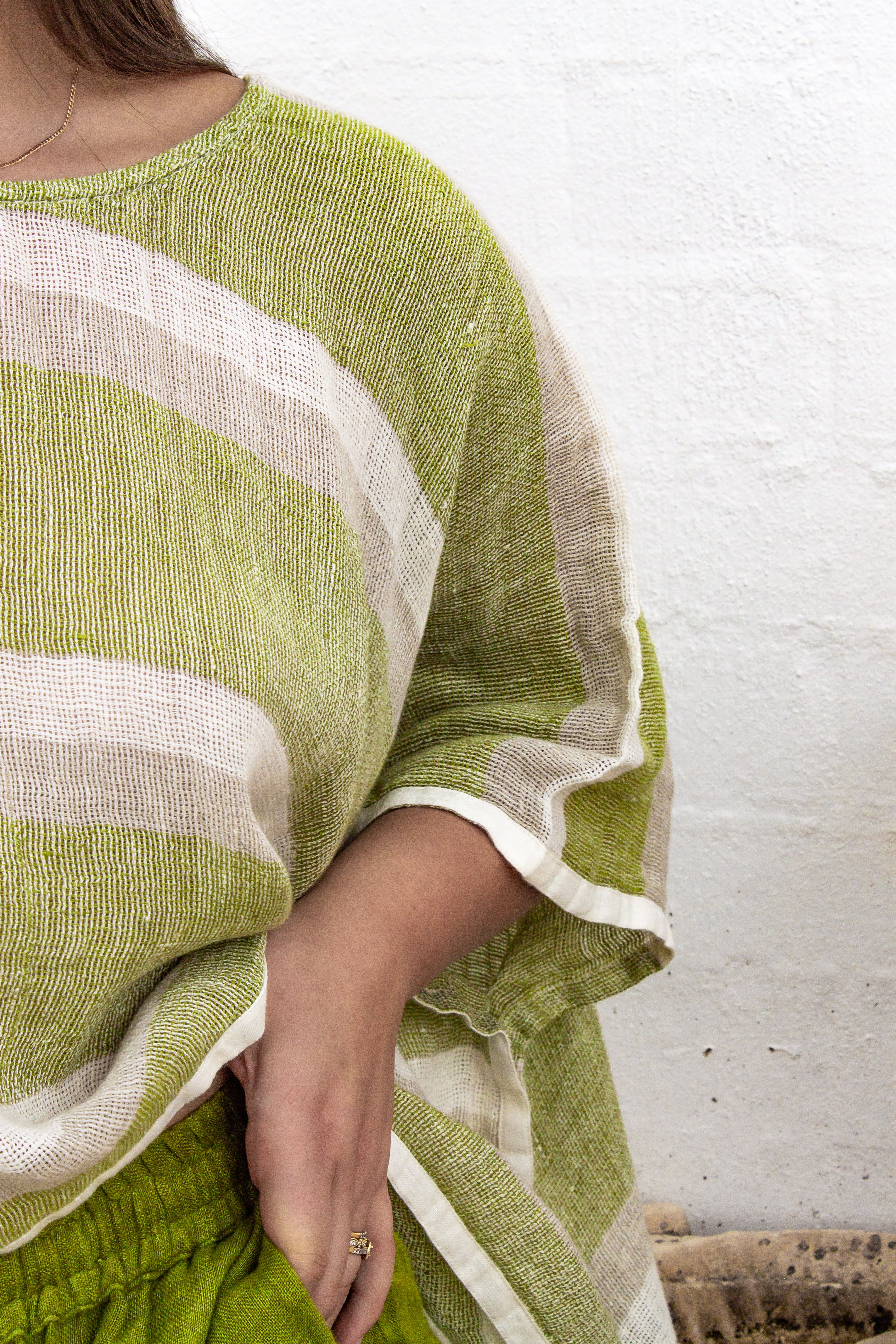 Anela Top - Green Natural White Mesh