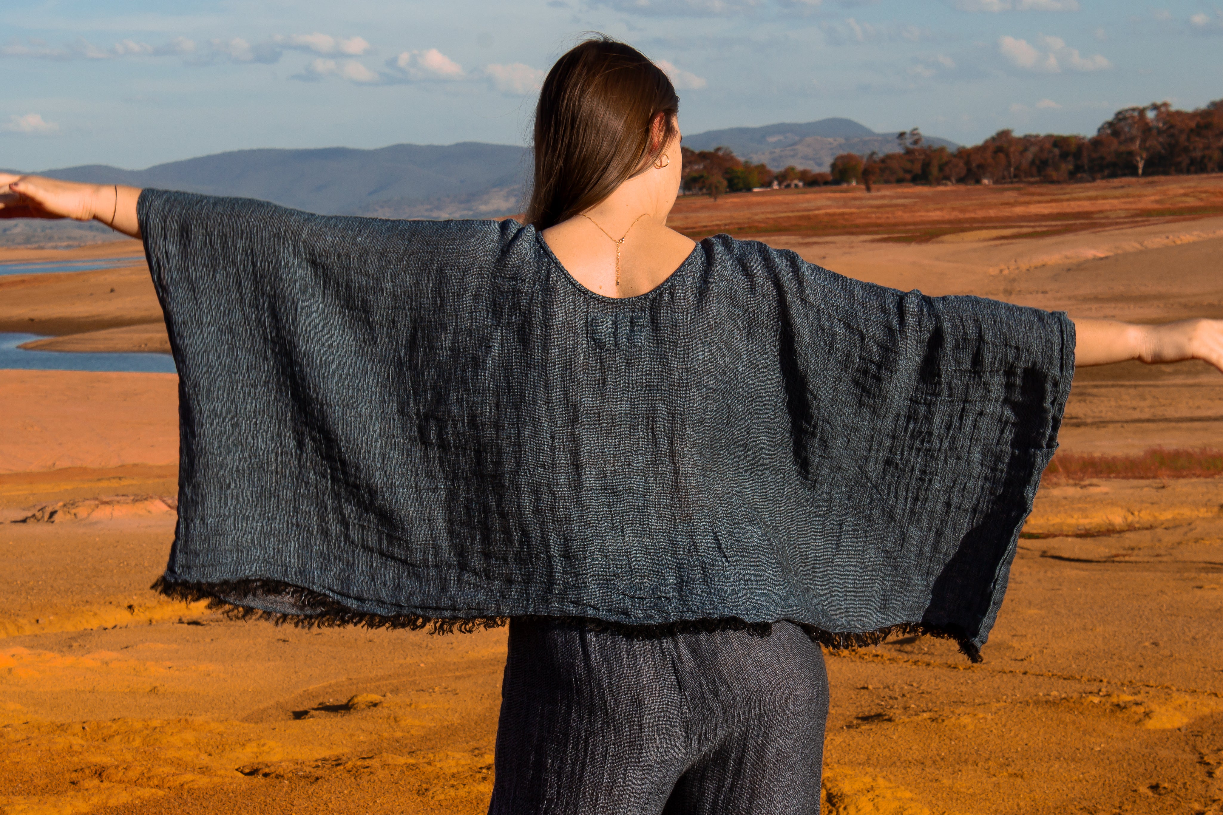 Bono Top - Black + Azure Mesh
