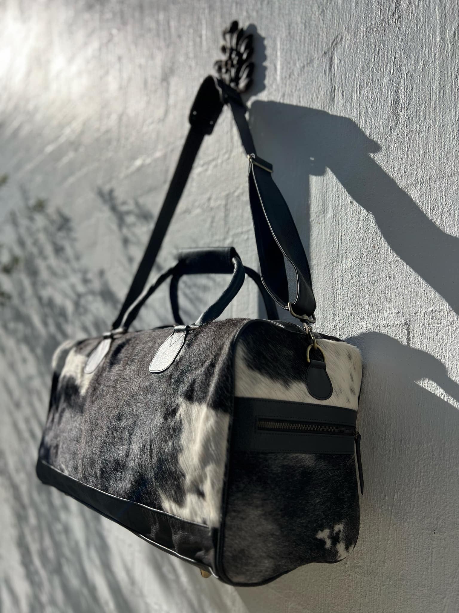 Cowhide Duffle Bag - Chocolate
