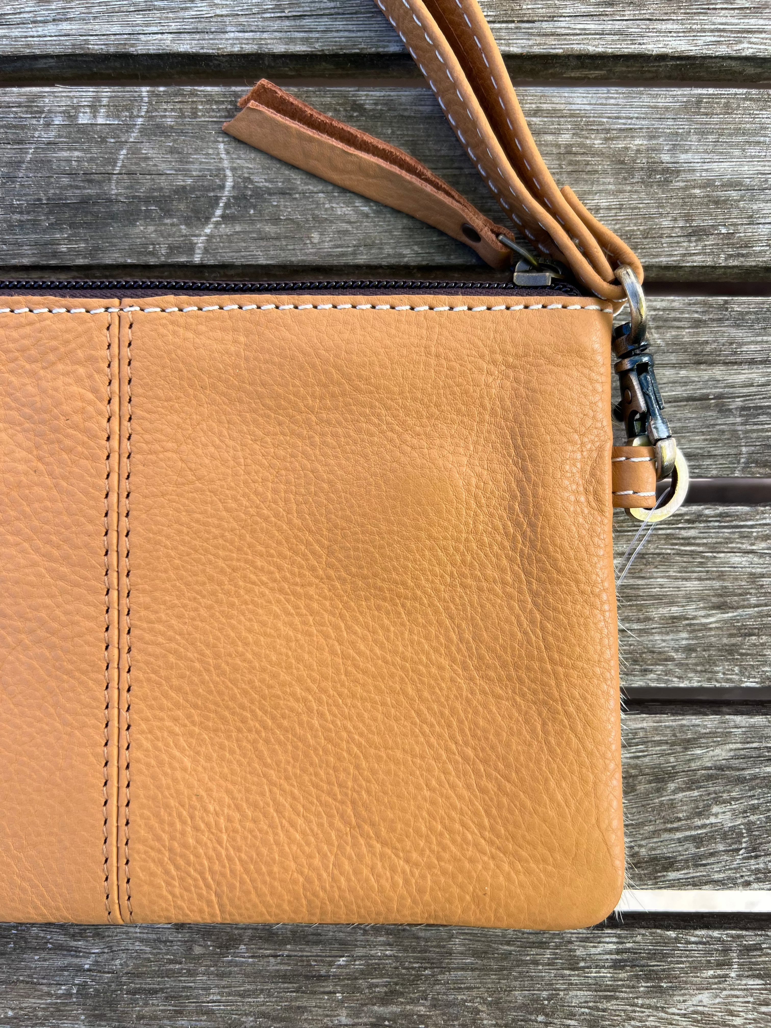 Cowhide Clutch Para - Tan 4