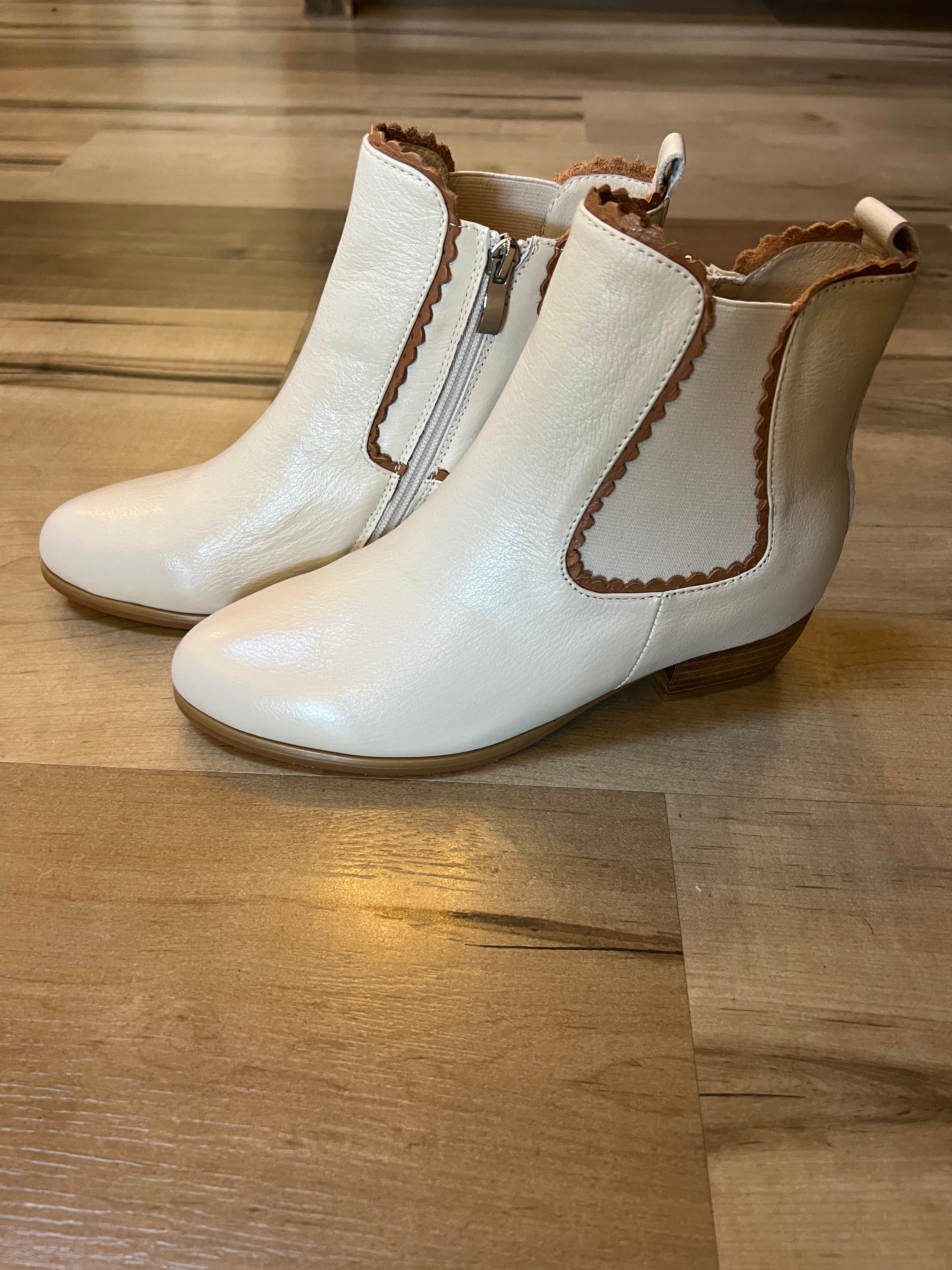 Woodstock Boot - Ivory