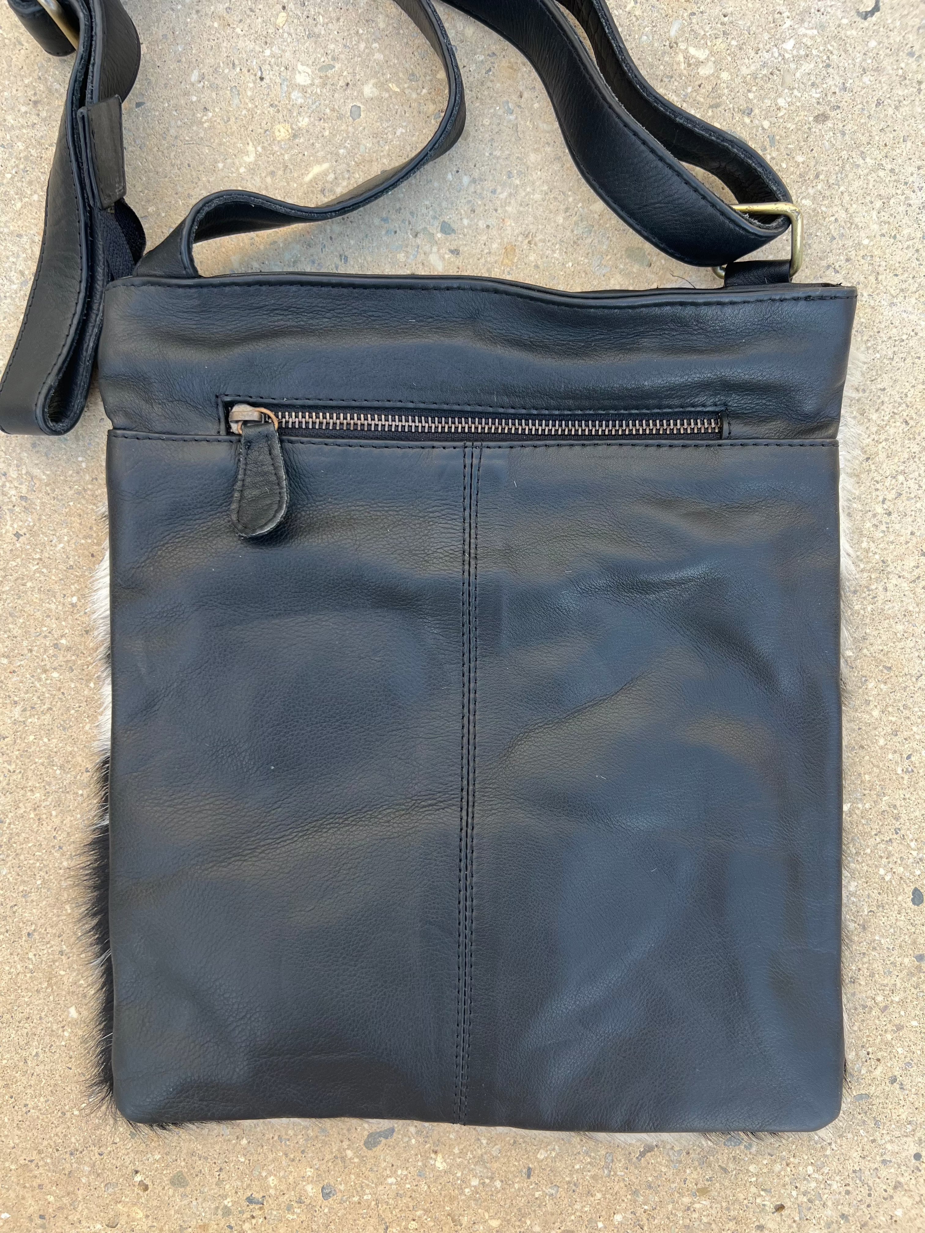 Cowhide Bag Brandy - Black 3