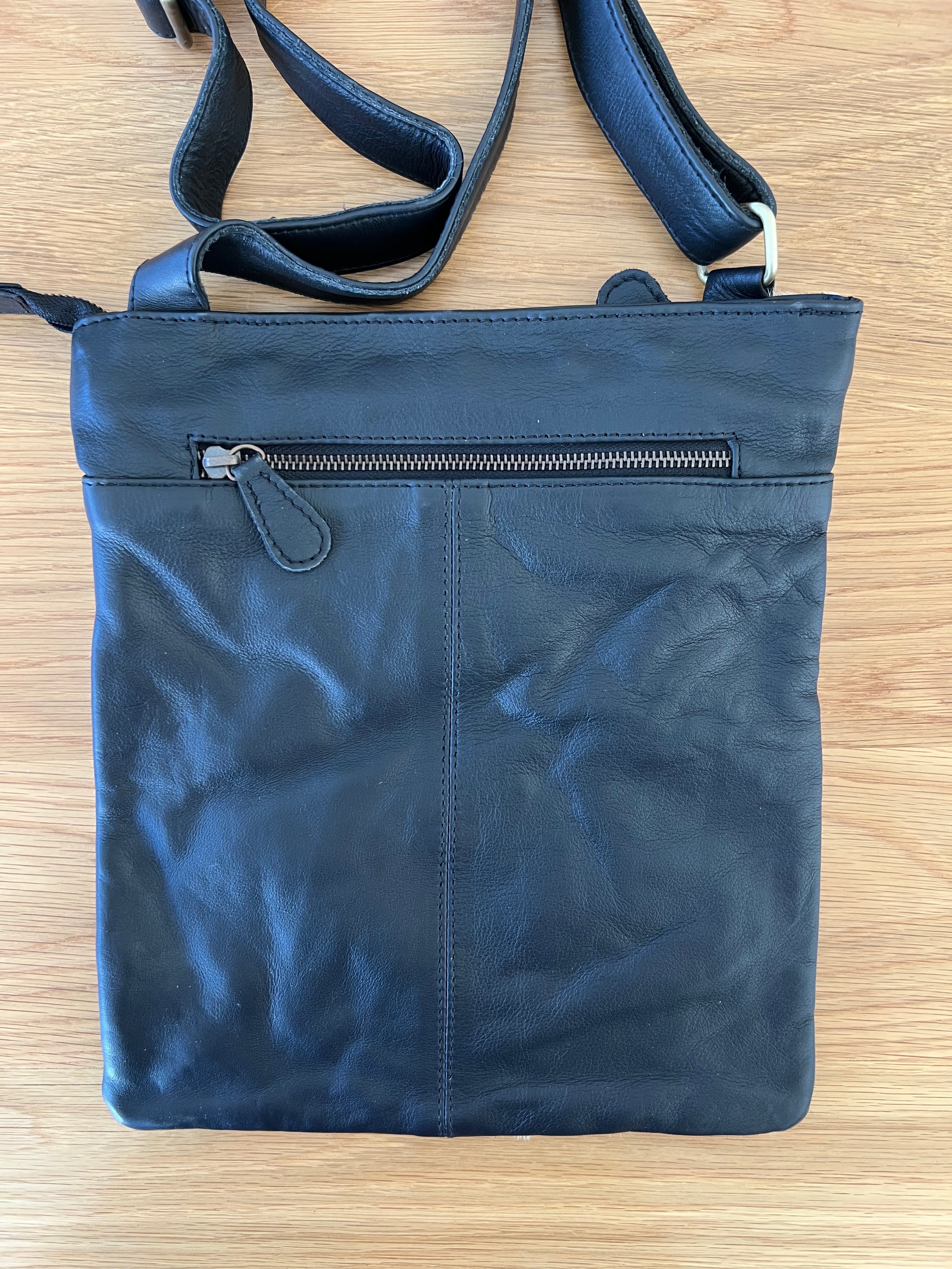 Cowhide Bag Brandy - Black 5