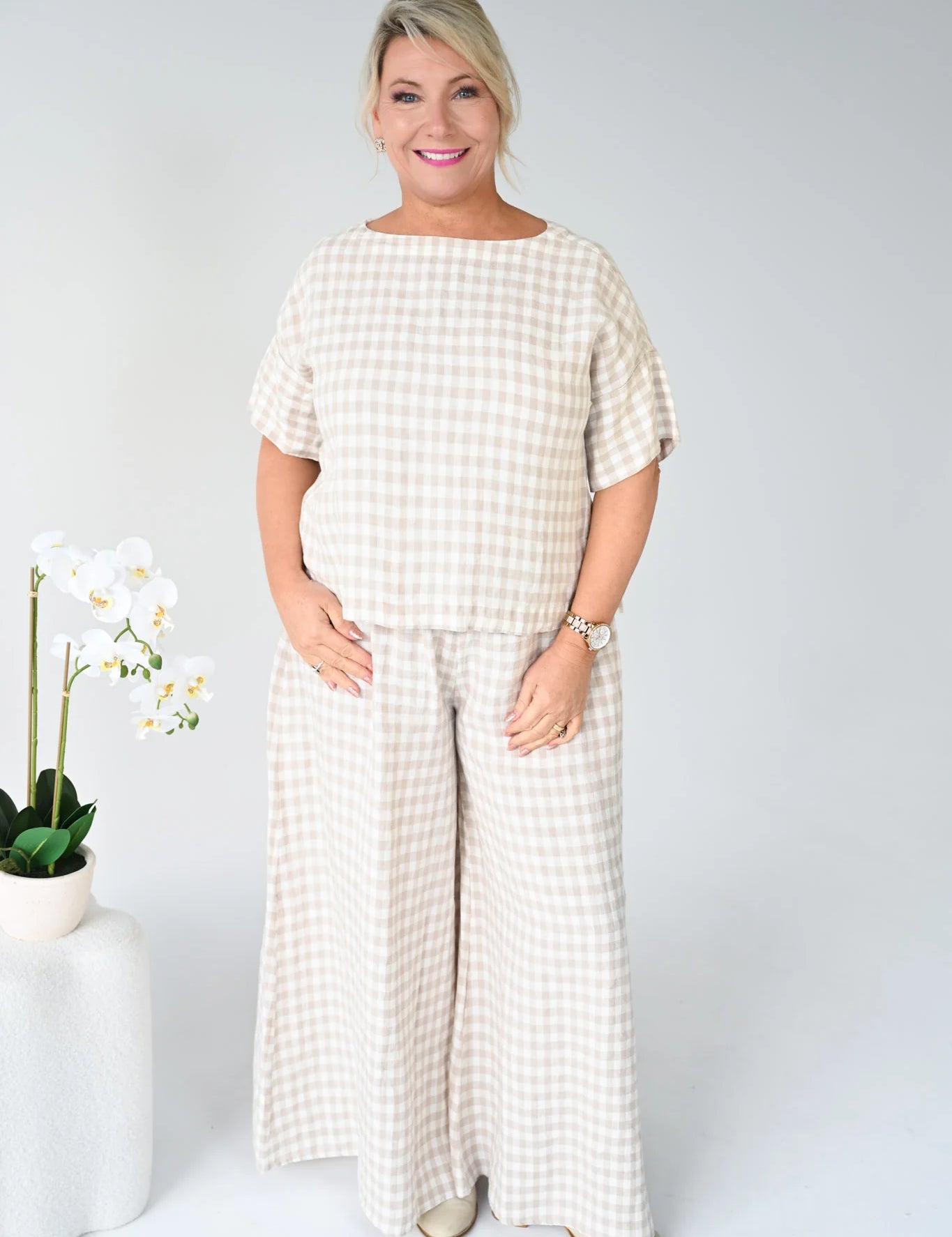 JulyCorinne-311_b459490d-ae25-40f4-8845-584203e582bc.webp