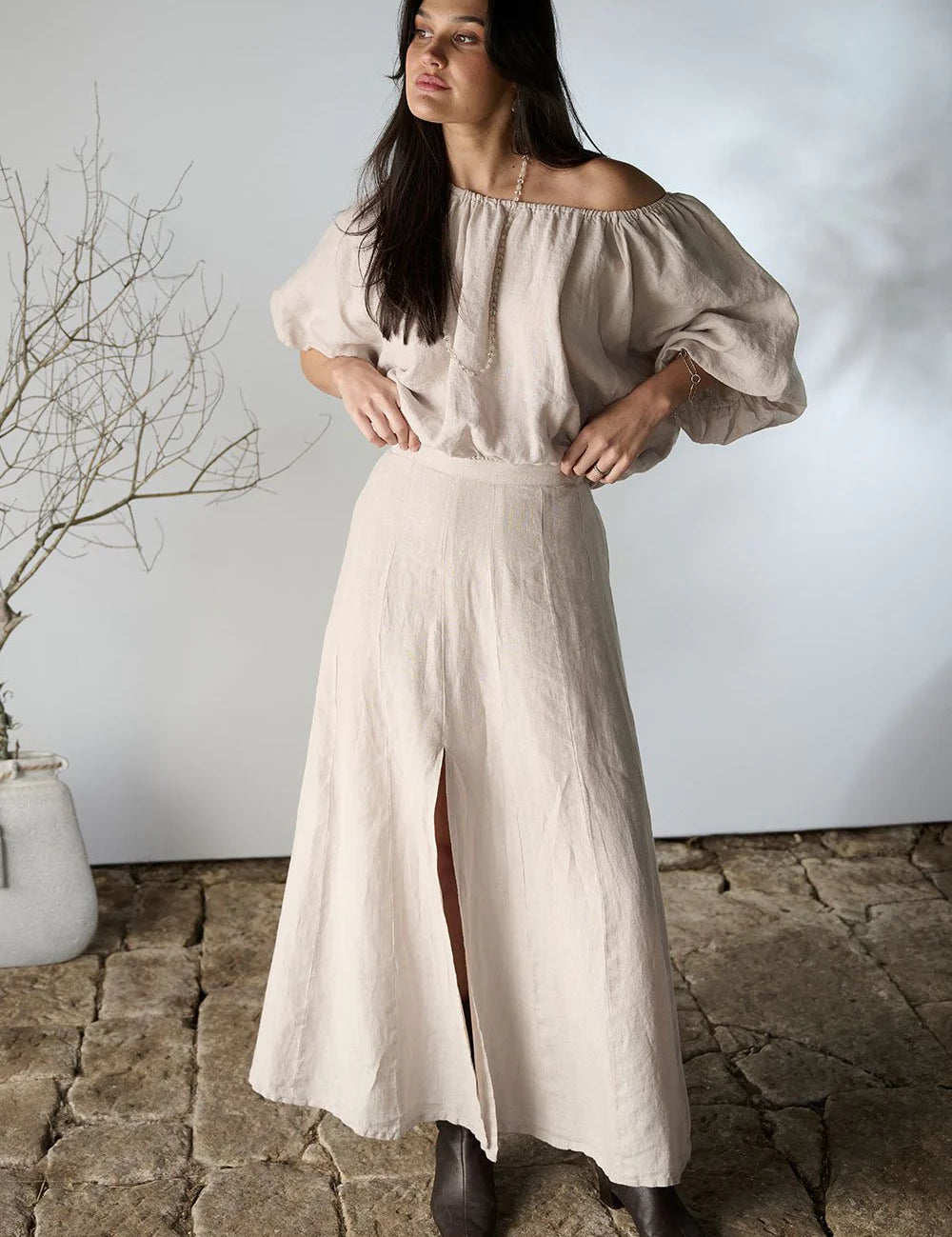 eadie-lifestyle-amalfi-linen-maxi-skirt-natural-786048_jpg.webp
