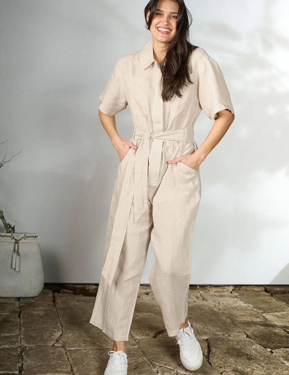 eadie-lifestyle-moda-linen-suit-natural-417872_jpg.webp