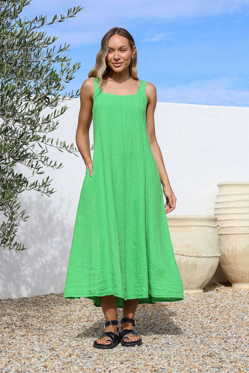 La Figura Linen Dress - Verde