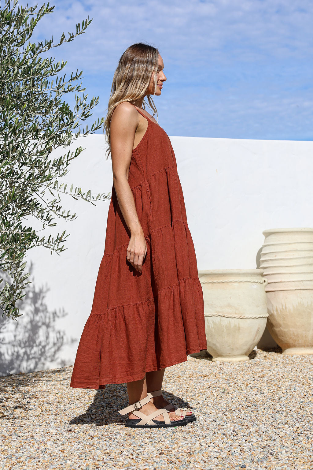 Strato Linen Dress - Coco