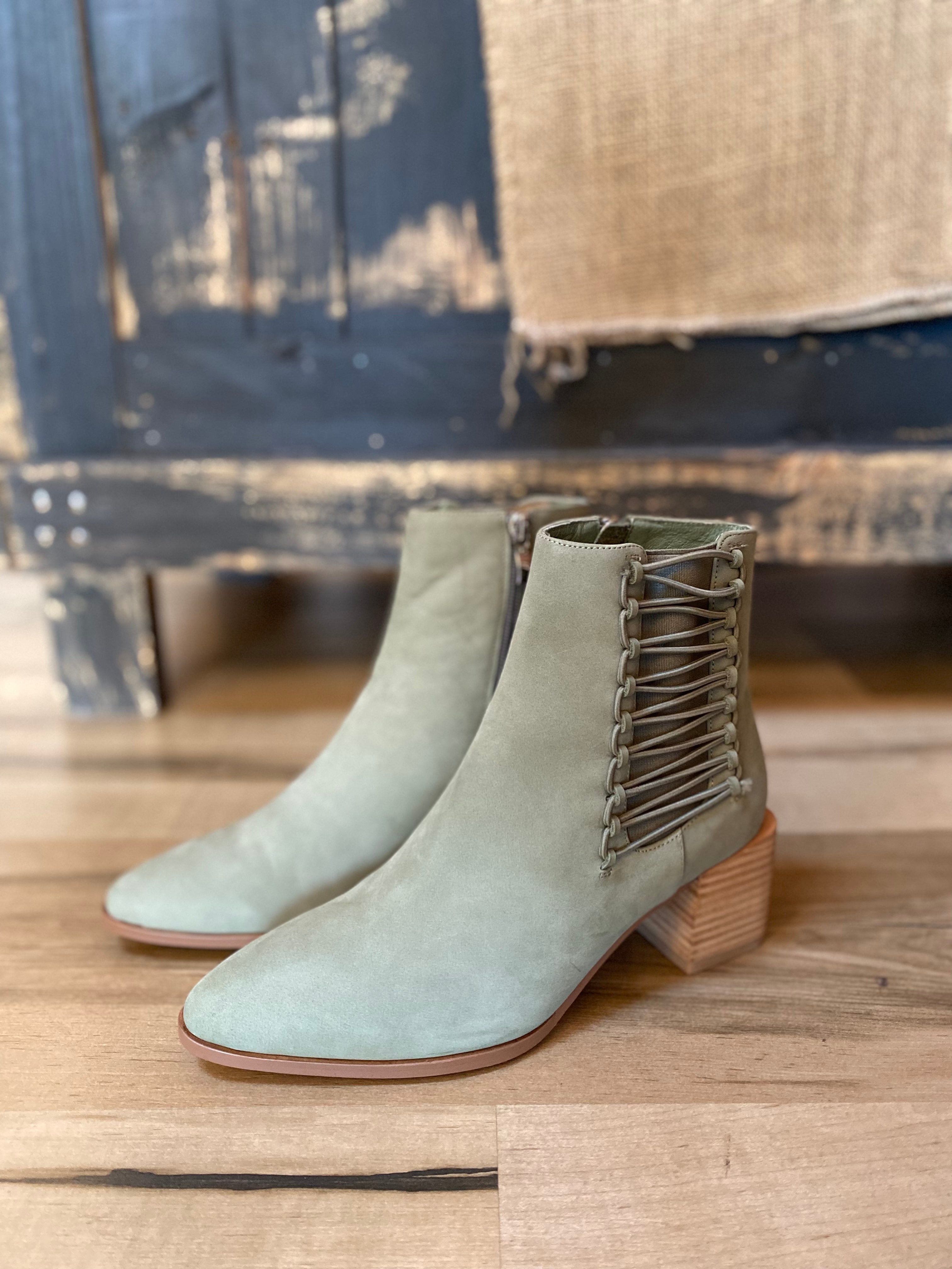 Oxford Suede Leather Shoe
