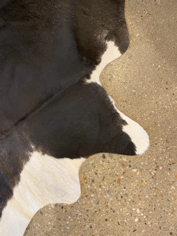 Cowhide - Black + White
