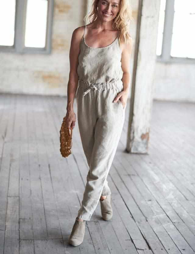 EADIE_APP_2019_0848_linen_cami_linen_pants_85CAMISMN14_85PANTSMN14_640x960_6c0716db-1595-479f-8a96-93f87341133a.jpg