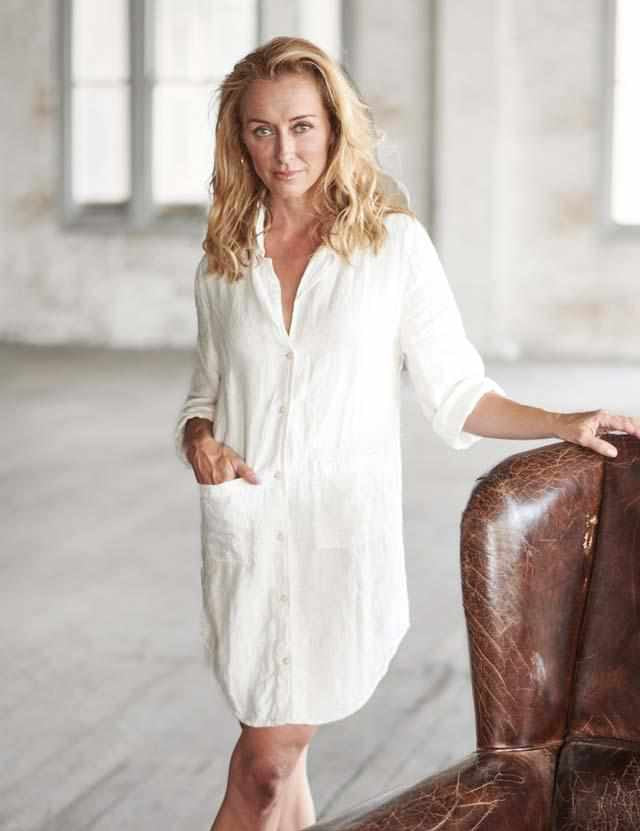 EADIE_APP_2019_1000_linen_shirt_85SHIRTSMI01_640x960_7b5d8202-0377-461f-a266-cbaac23a45c6.jpg