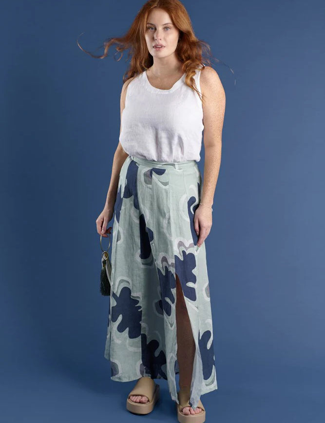 Eadie_20Lifestyle_20Linen_20Tank_20_20Amalfi_20Skirt-2.webp