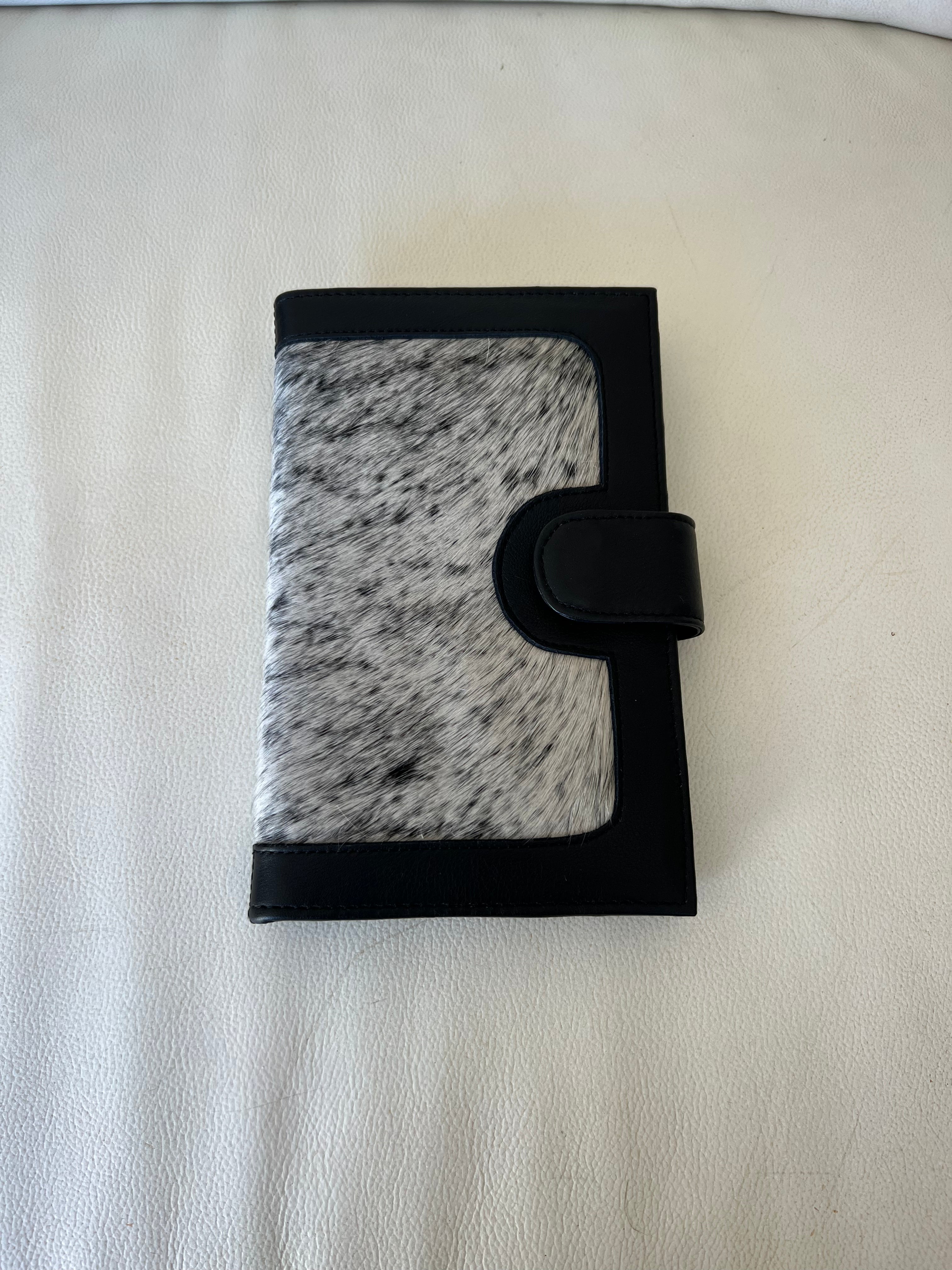 Cowhide Wallet Los Angeles Black