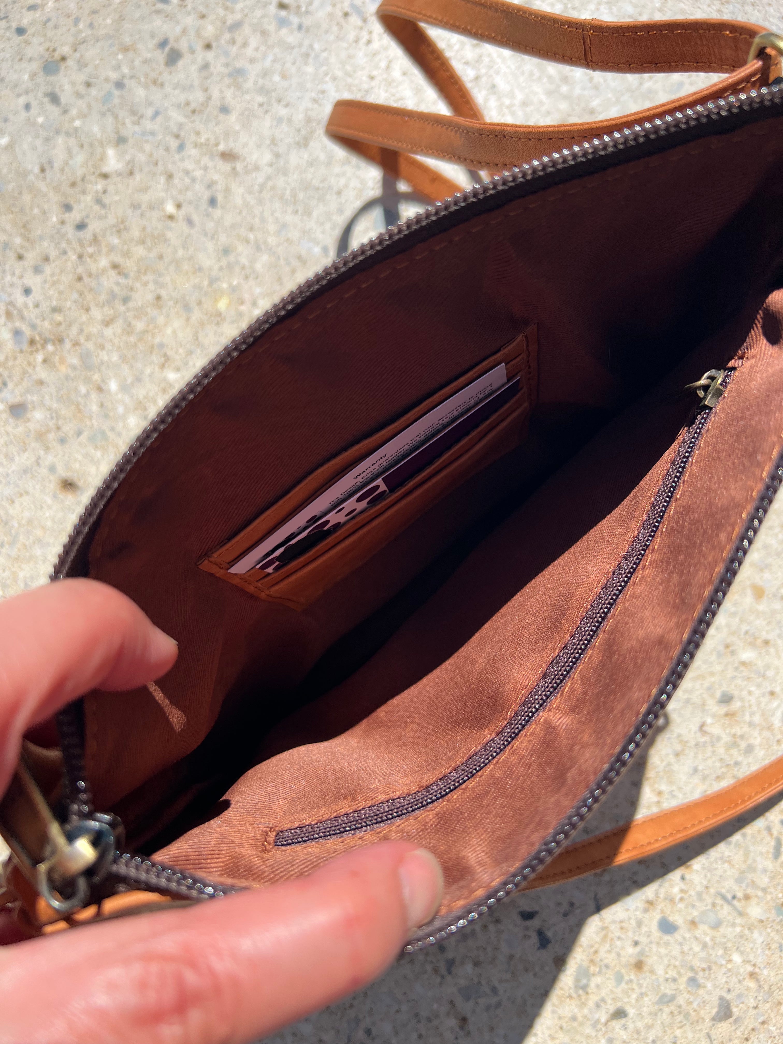 Cowhide Bag Toronto Tan