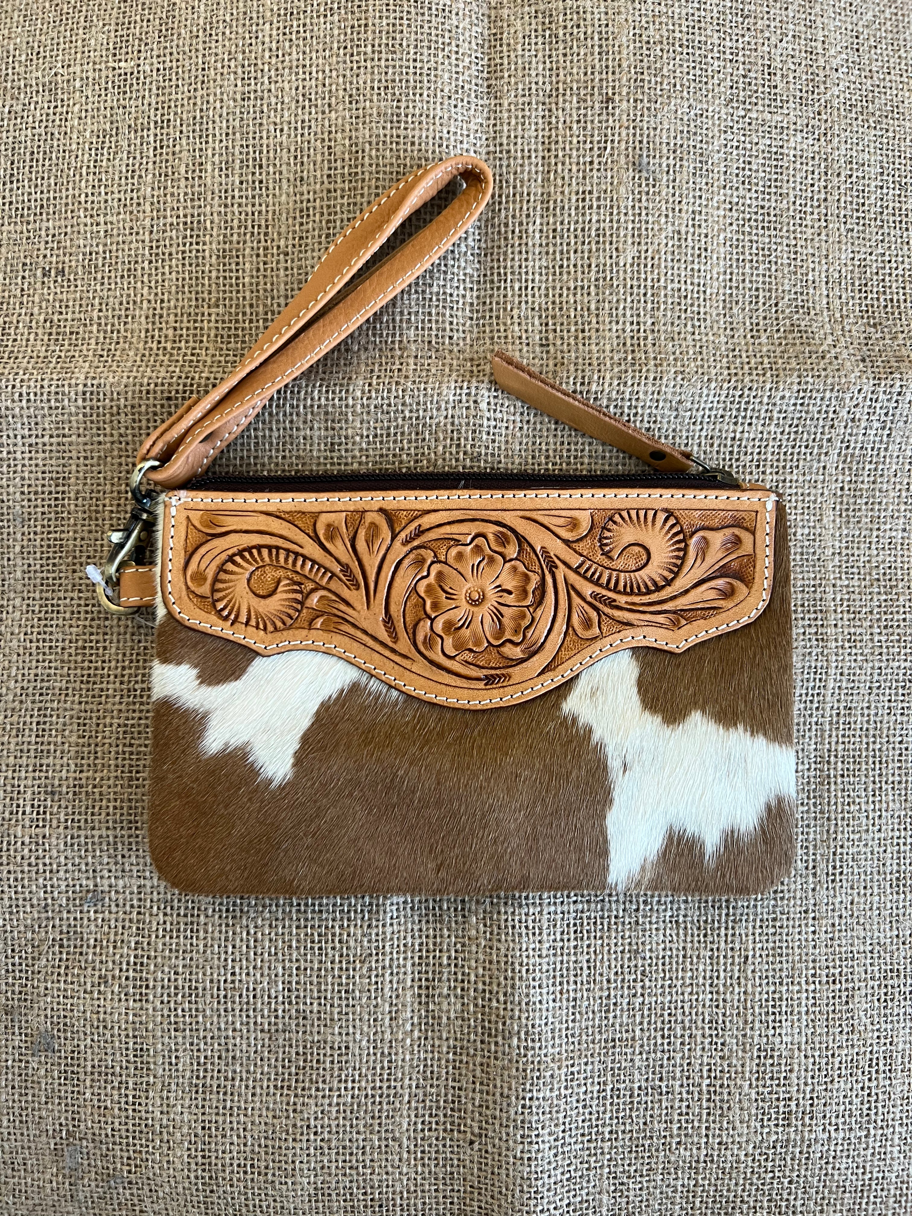 Cowhide Clutch Para - Tan