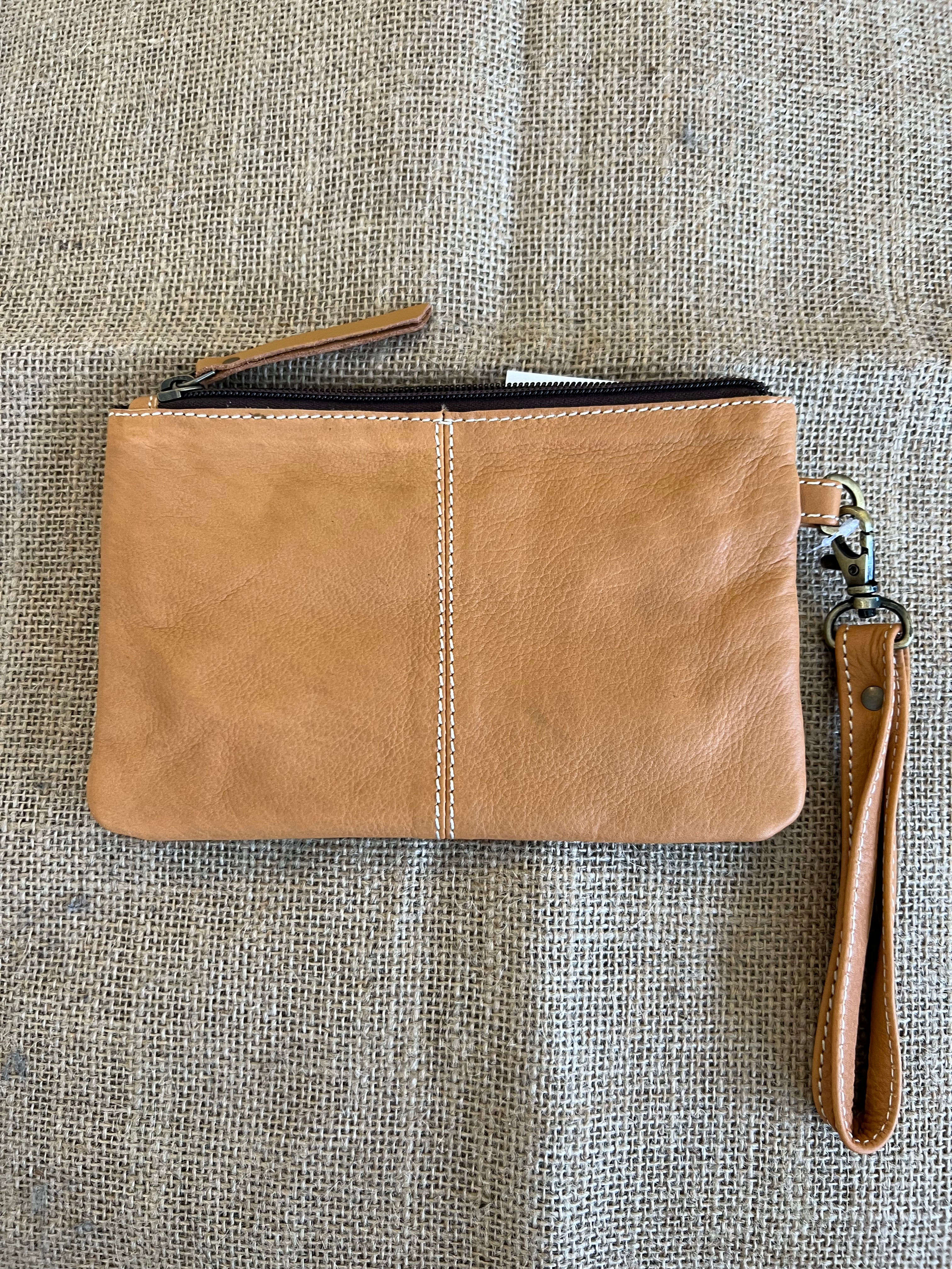 Cowhide Clutch Para - Tan