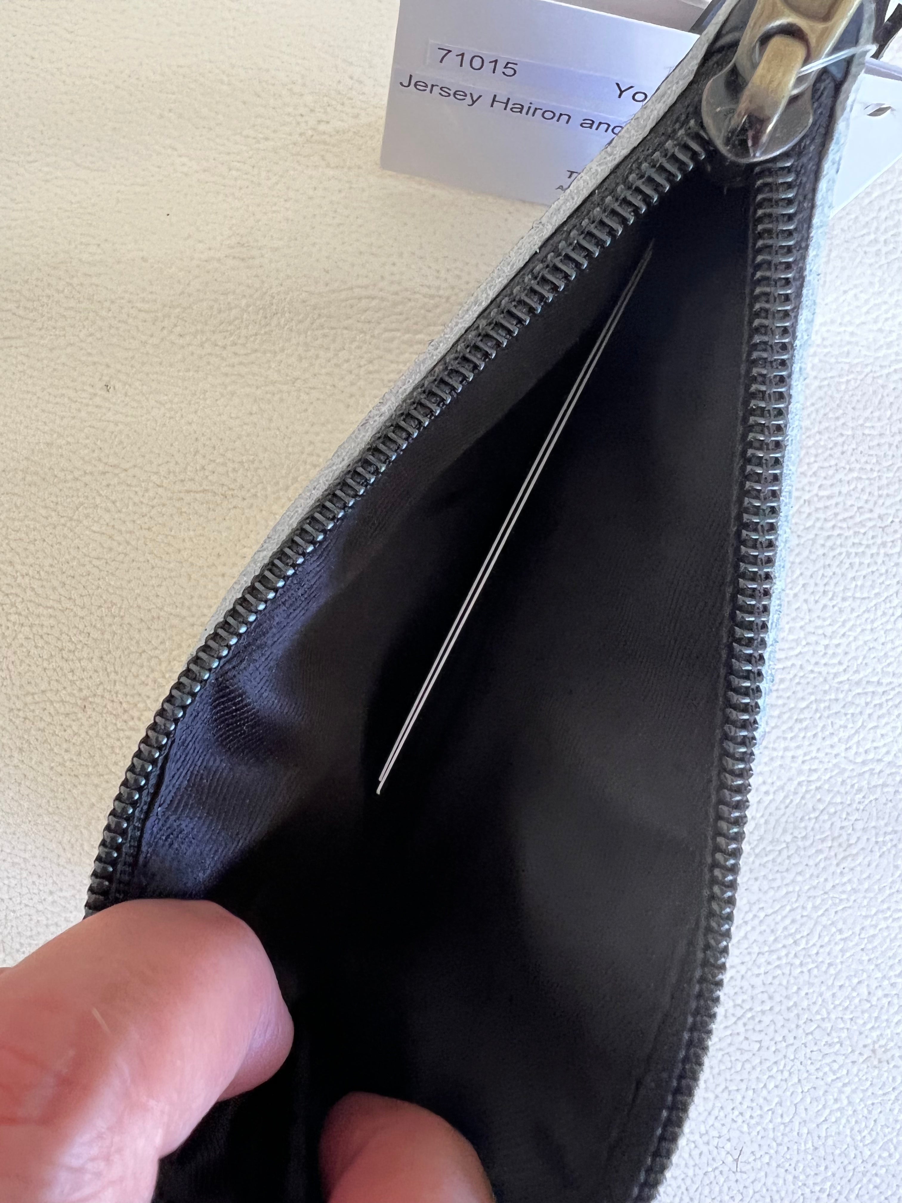 Cowhide Clutch York - Black 3