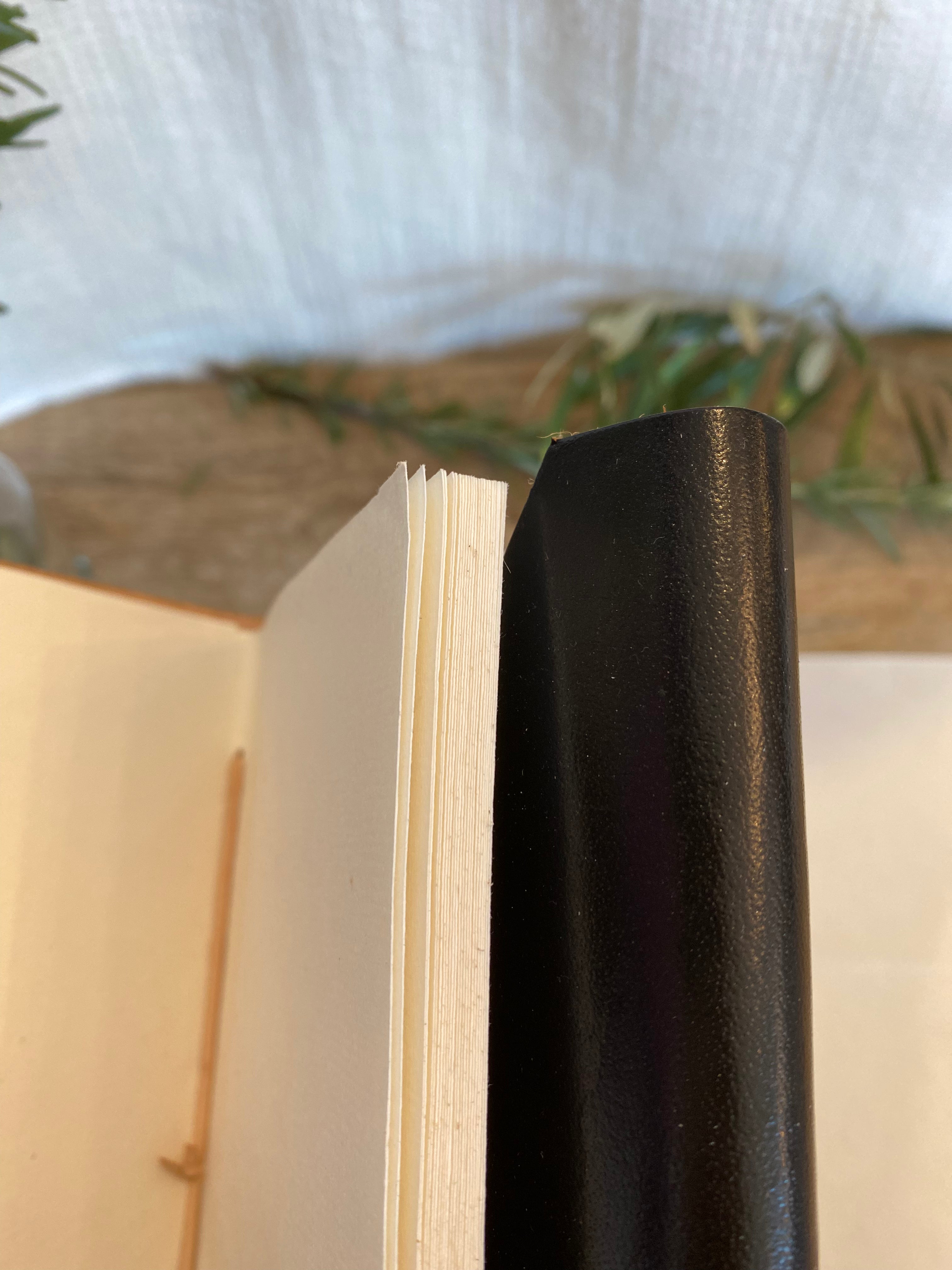 Medici Journal Black