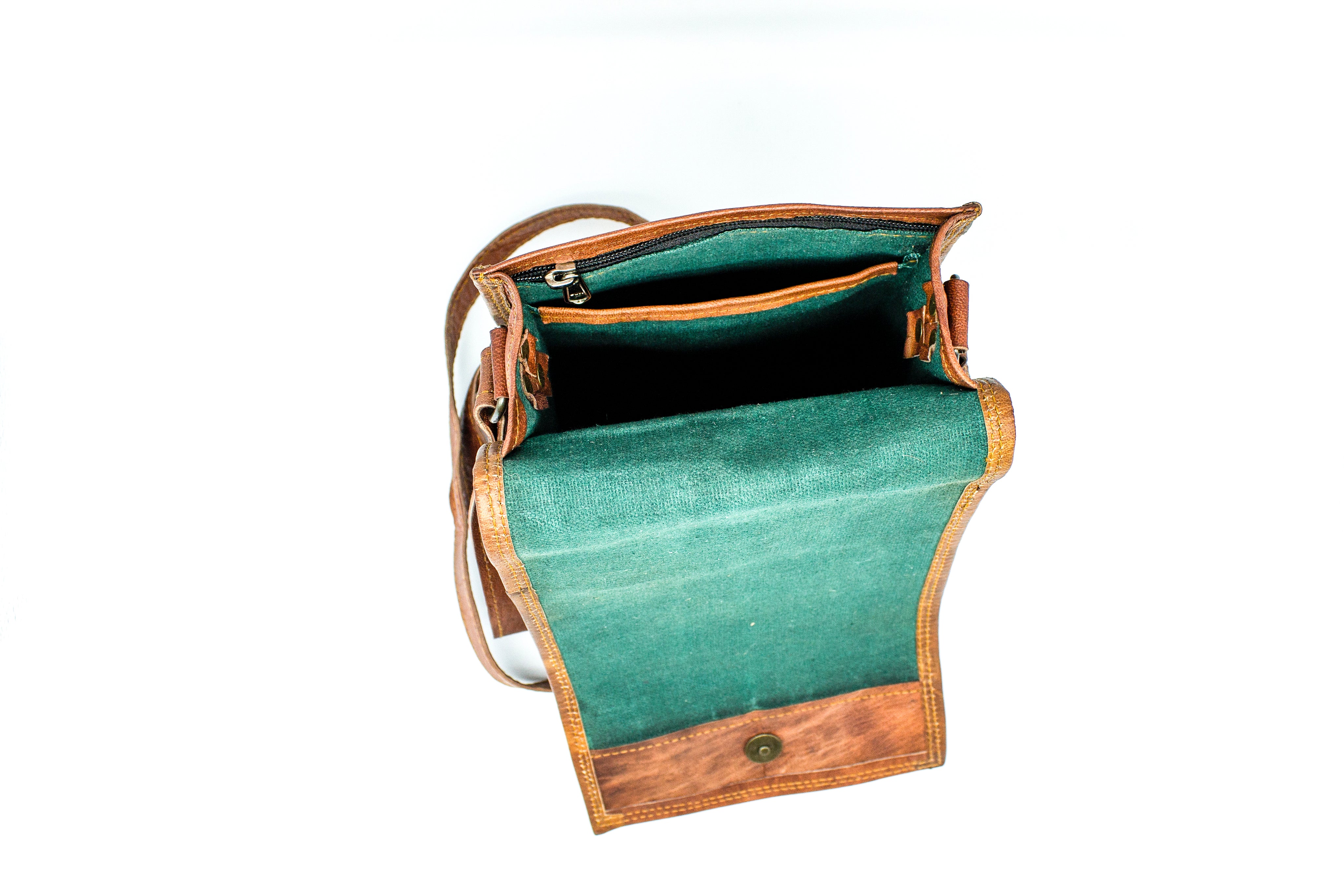 Goat Leather Messenger  F7"