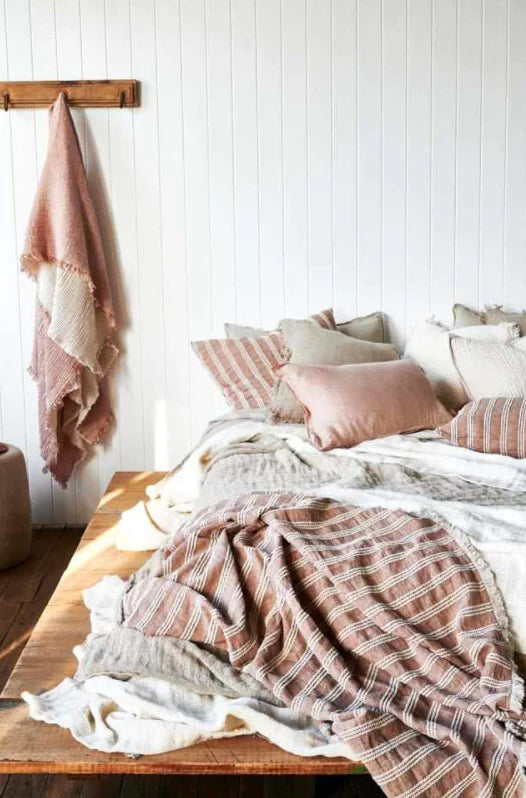 Low Tide Throw - Antique Rose
