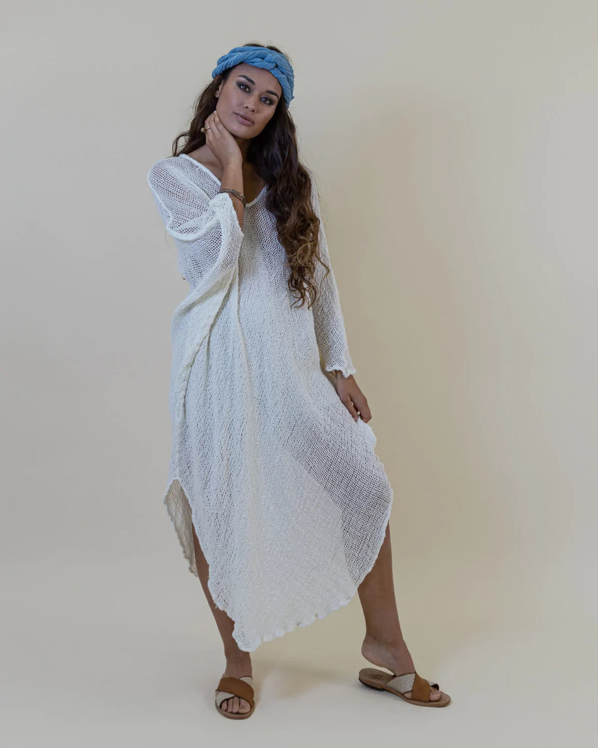 VestitoFausta_Campagna_Latte_1200x_9a44b4aa-8f78-4763-9ff9-24a8dba03051.webp