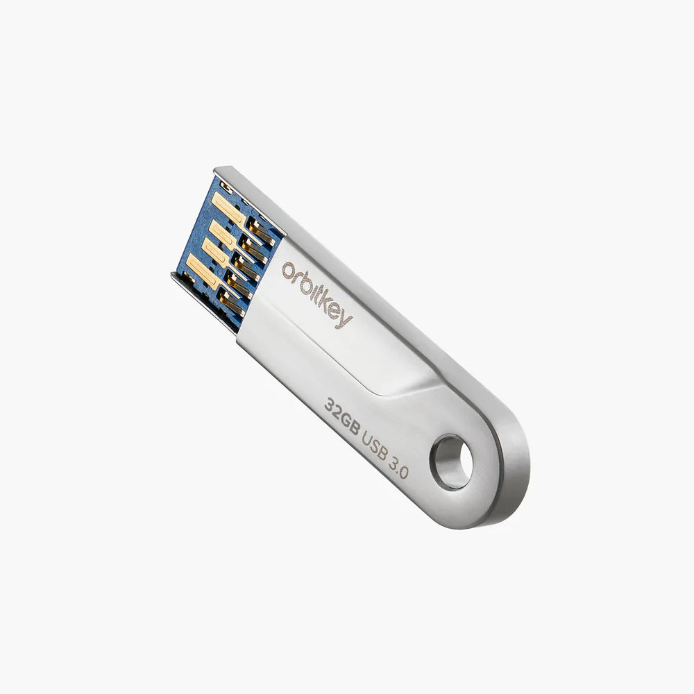 accessories-usb-3.0-32gb-1_1000x1000_cb9f6d7d-0f3f-473f-9e12-eef2ded88c69.webp