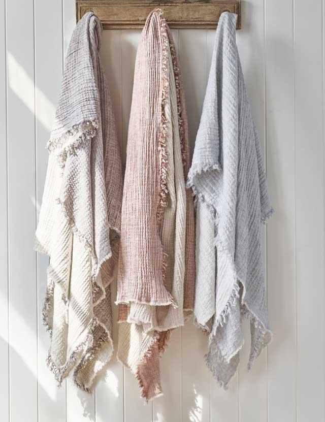 eadie-lifestyle-sea-foam-reversible-throw-soft-bluewhite-194130_2400x_eb1b5a5c-1362-469d-bd69-a622f1aa0d5b.jpg