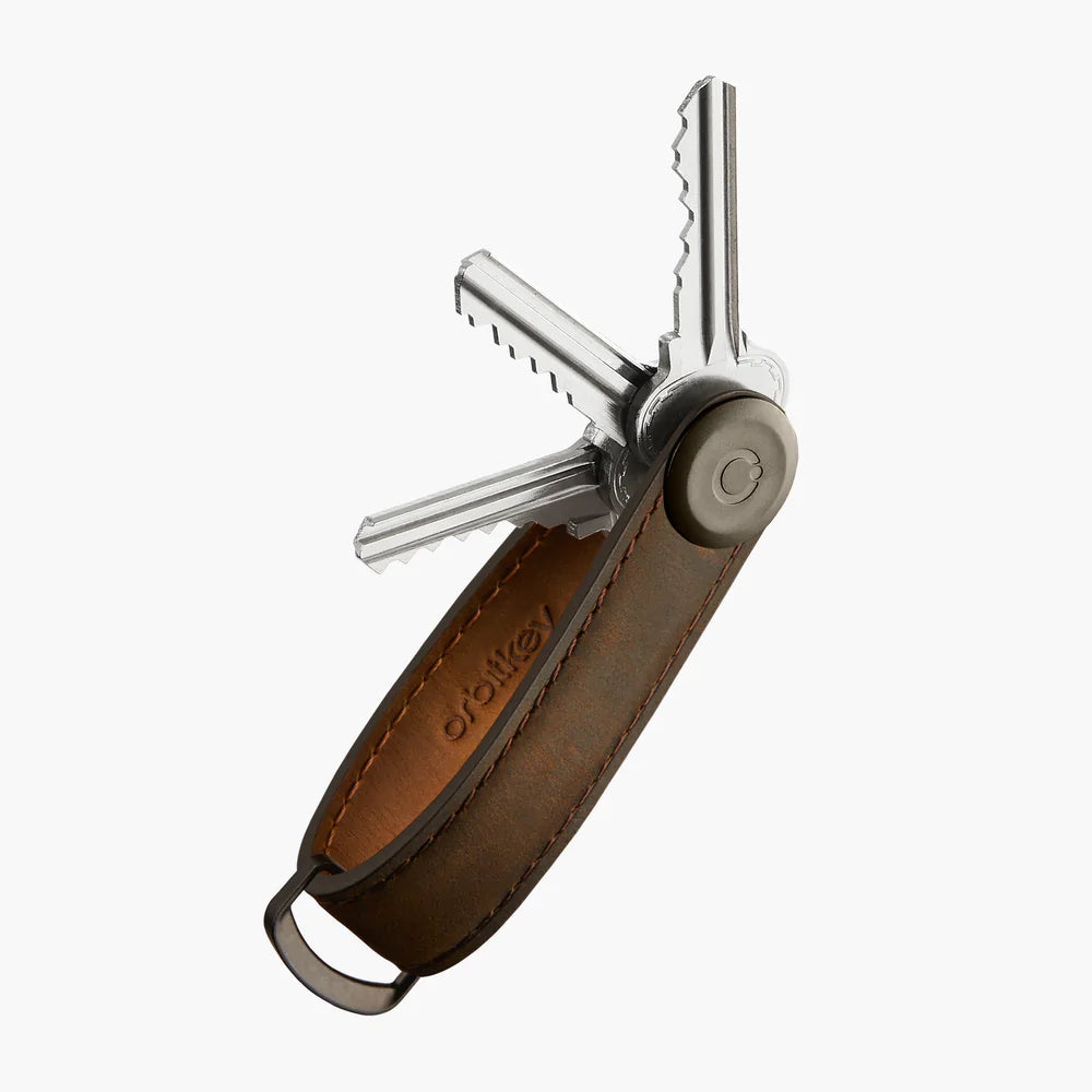 orbitkey-crazy-horse-oak-brown-with-brown-stitching-3_1000x1000_f055e80a-69c4-4320-baf2-e3c71fd2c4f5.webp