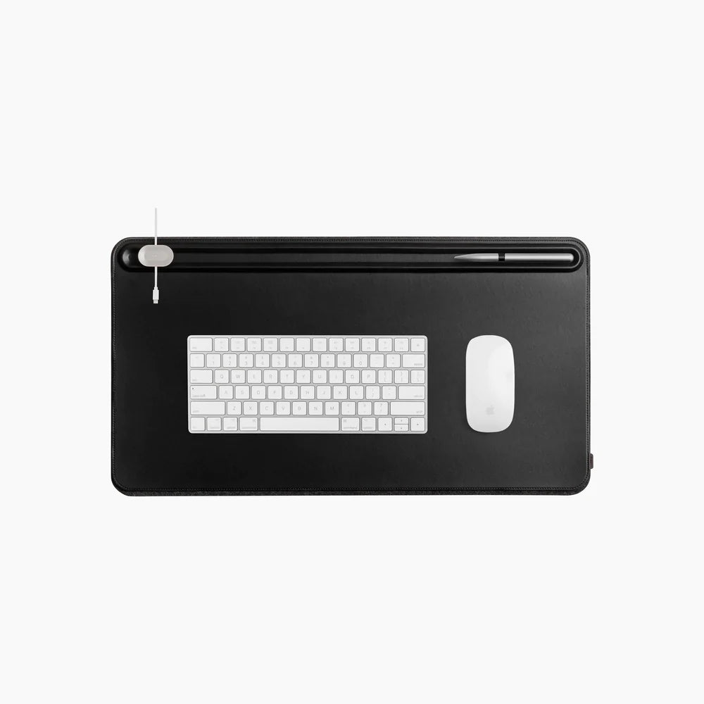 orbitkey-desk-mat-medium-black-3_1000x1000_28560a9a-1902-4224-abdf-a7bf6a3cd03d.webp