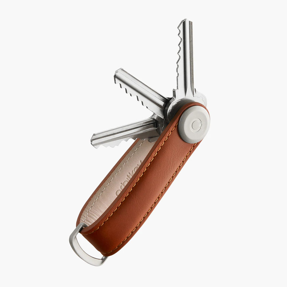 orbitkey-leather-cognac-with-tan-stitching-3_1000x1000_f013db0e-ec2e-4900-9060-1ba4a87f93a0.webp
