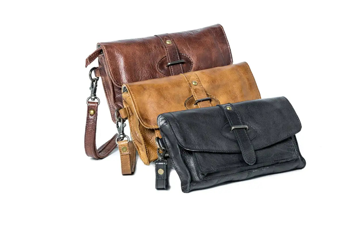 Amelia Clutch - Black